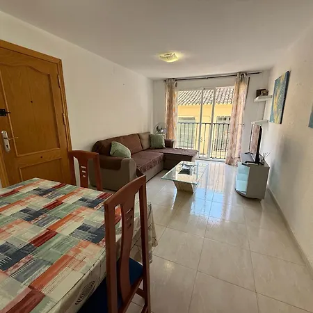 Biga House Бенидорм
